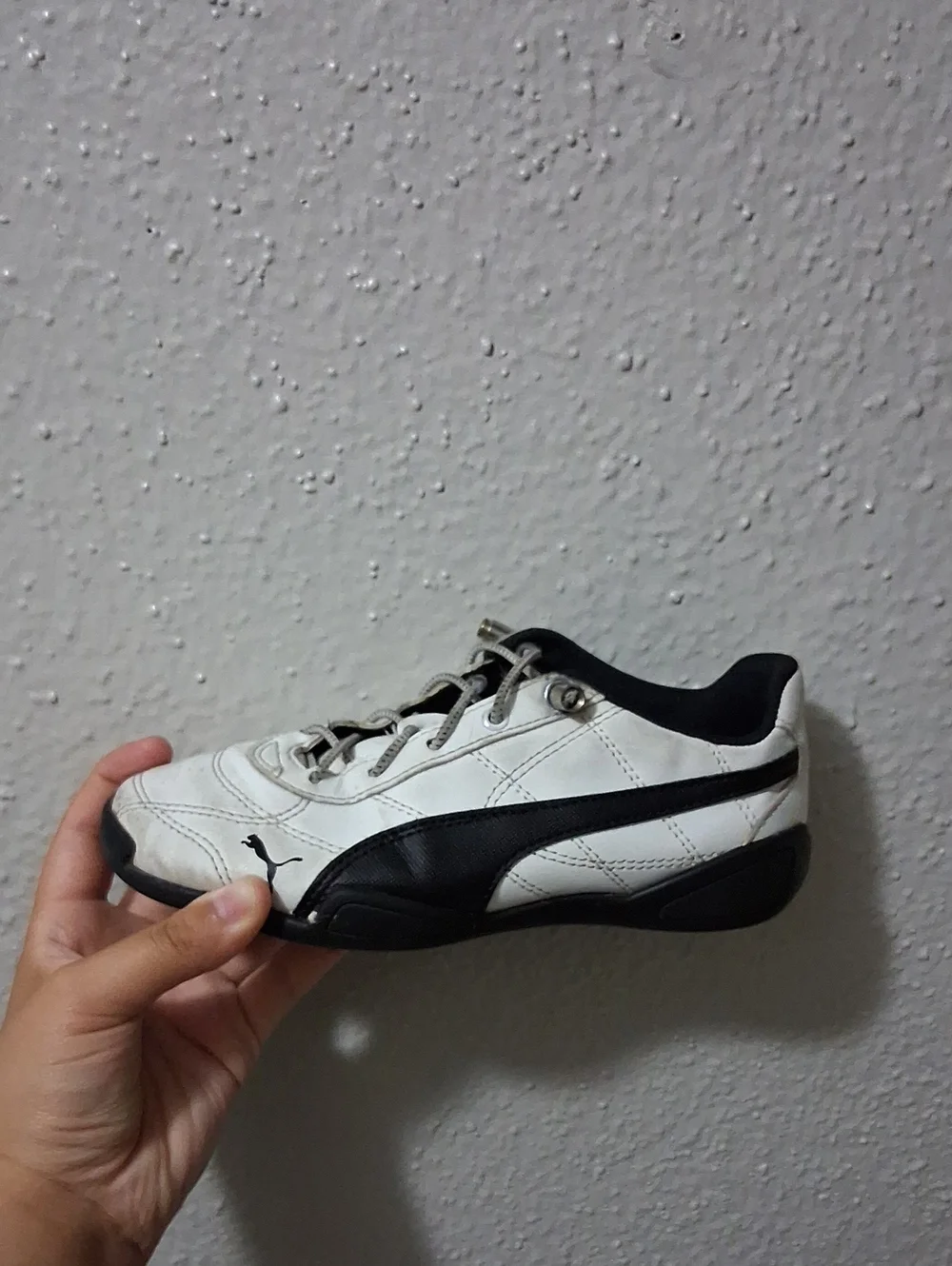 Puma Kids White and Black Low-Top Sneakers